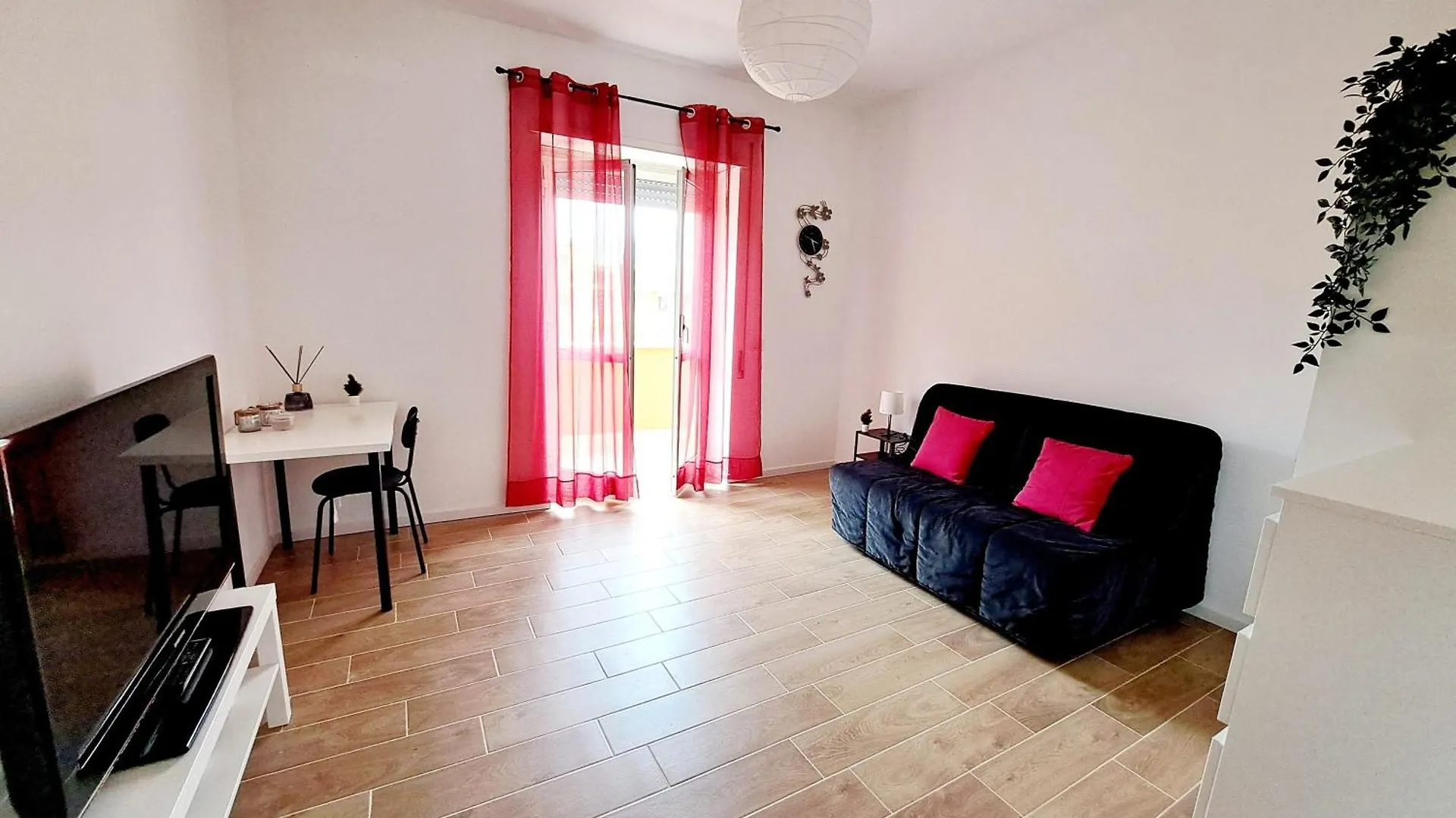 Casa Fiamma - Metro A Tuscolana Apartment Rome